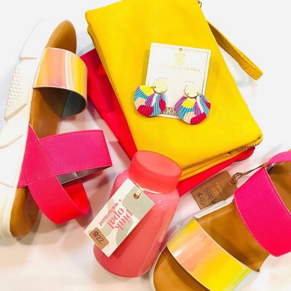 New clay multi color earrings - Picture 3 of 4